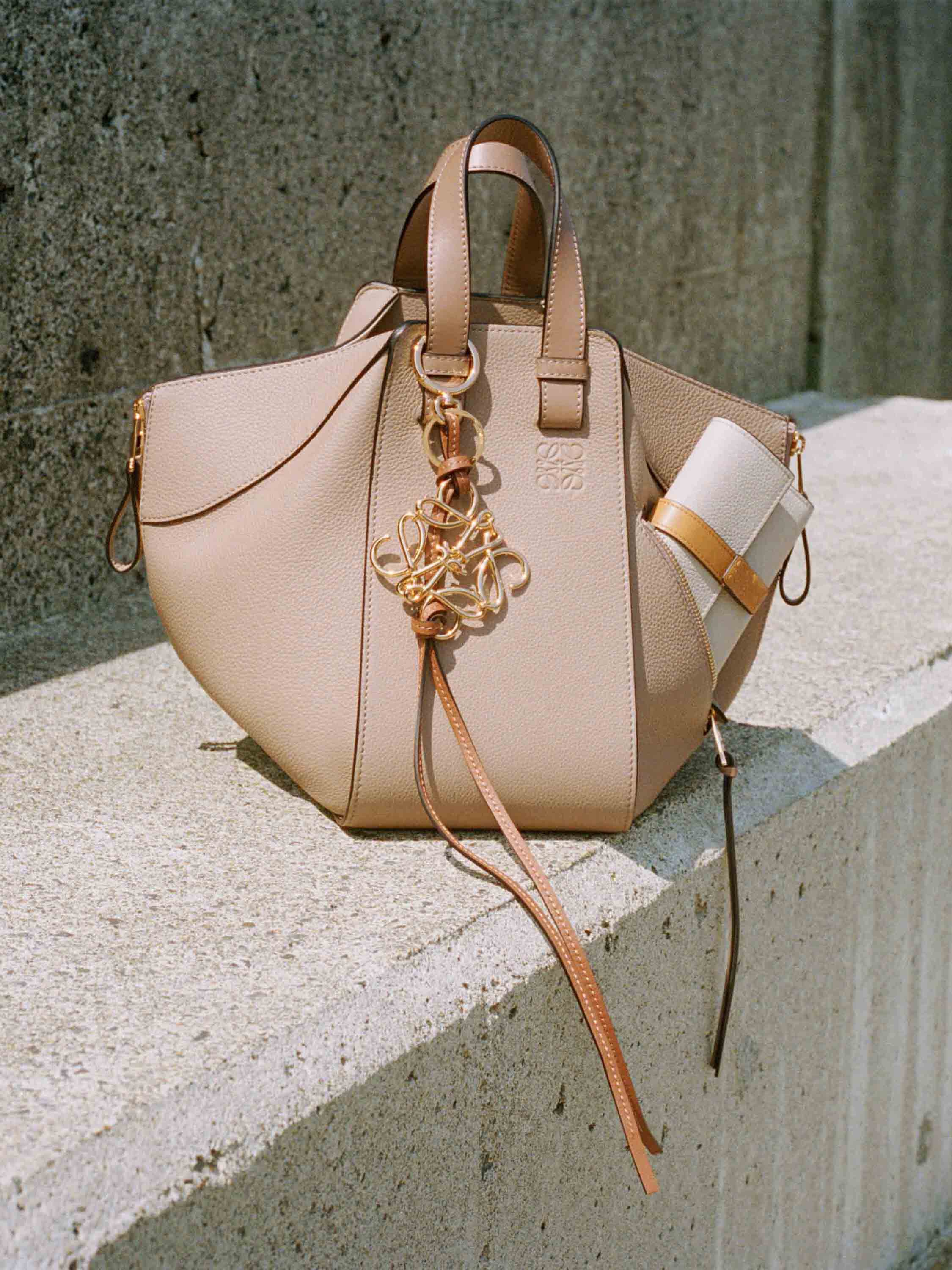 Loewe hammock deals beige